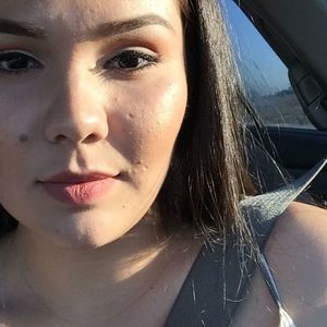 Meet your Posher, Hanni